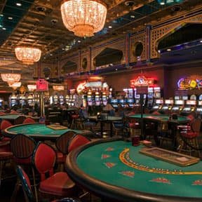 skintoto link live in-play wagering interface during M-World Championship match with game information updates